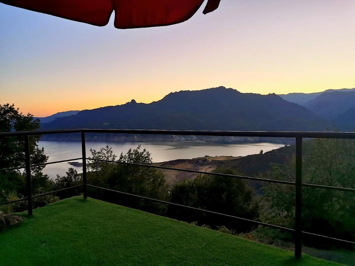 Casa Do Faqueiro De Casas Brioso Villa Outeiro  Dış mekan fotoğraf