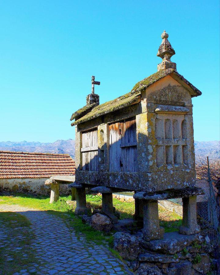 Casa Do Faqueiro De Casas Brioso Villa Outeiro  Dış mekan fotoğraf
